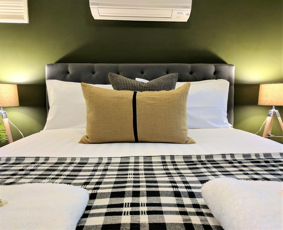 Annie Roes Luxury B&B Bend of Islands 外观 照片