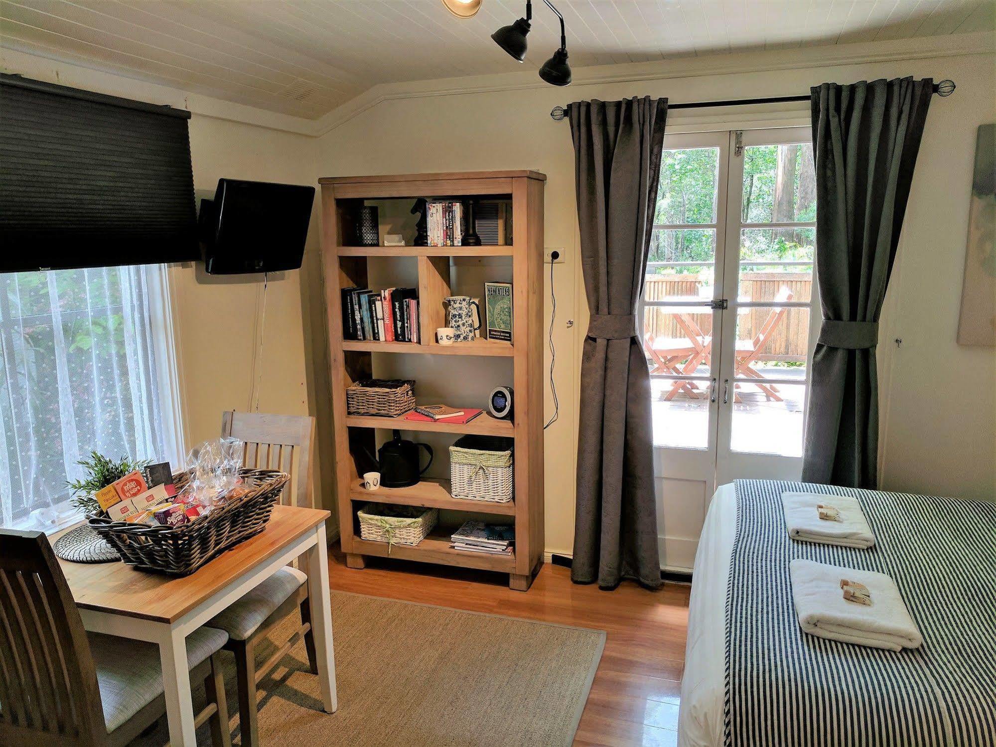 Annie Roes Luxury B&B Bend of Islands 外观 照片
